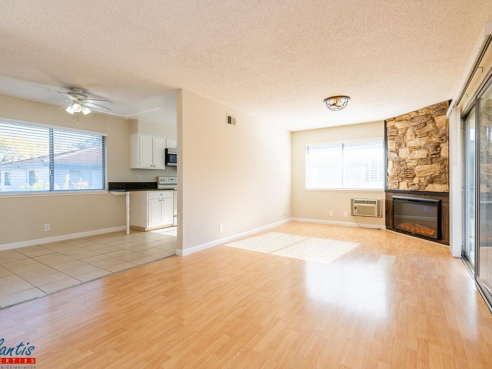 1st image of 251 Washington St #4