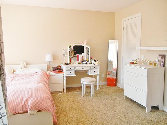 5th image of 6400 Christie Ave APT 3218
