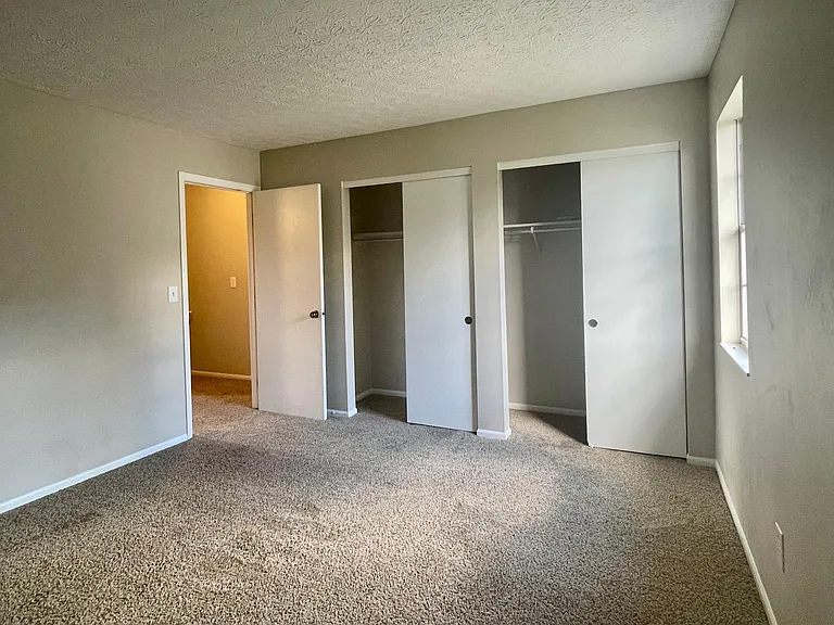 7770 Amberfalls Ct — Photo 21