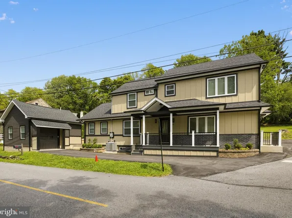 738 Port Indian Rd, Norristown, PA 19403