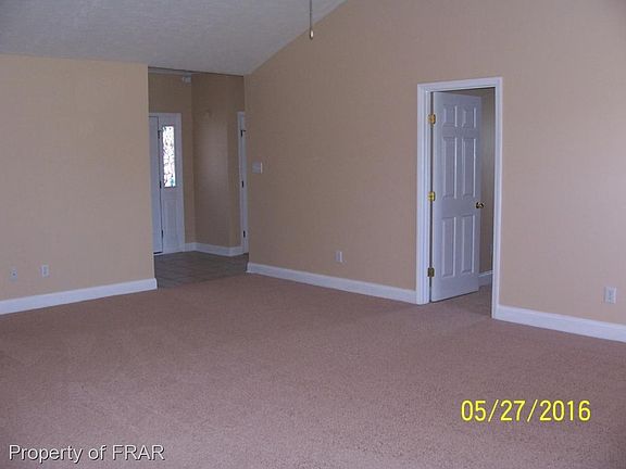 5th image of 588 S Buckeye Dr