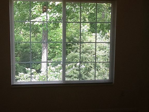 3rd image of 34 Ledgerwoods Dr