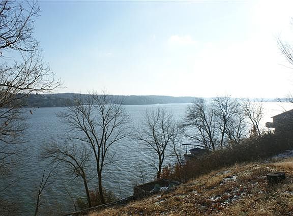 2nd image of 173 Winding Ashley Ln