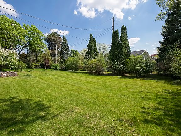 4th image of 4529 Belvidere Ln