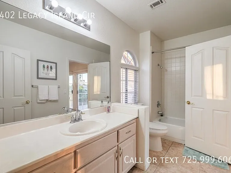 2402 Legacy Island Cir — Photo 9