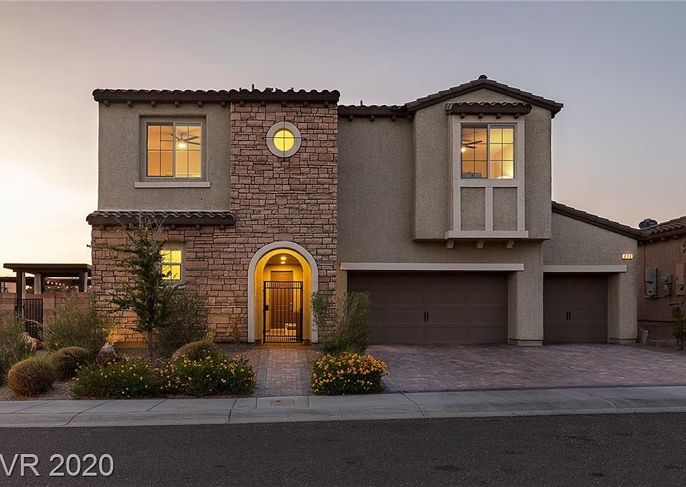 1st image of 404 Via San Remo Cir