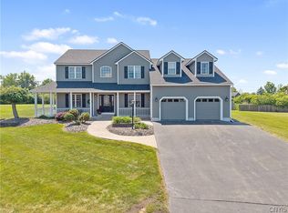 7508 Plum Hollow Cir, Liverpool, NY 13090