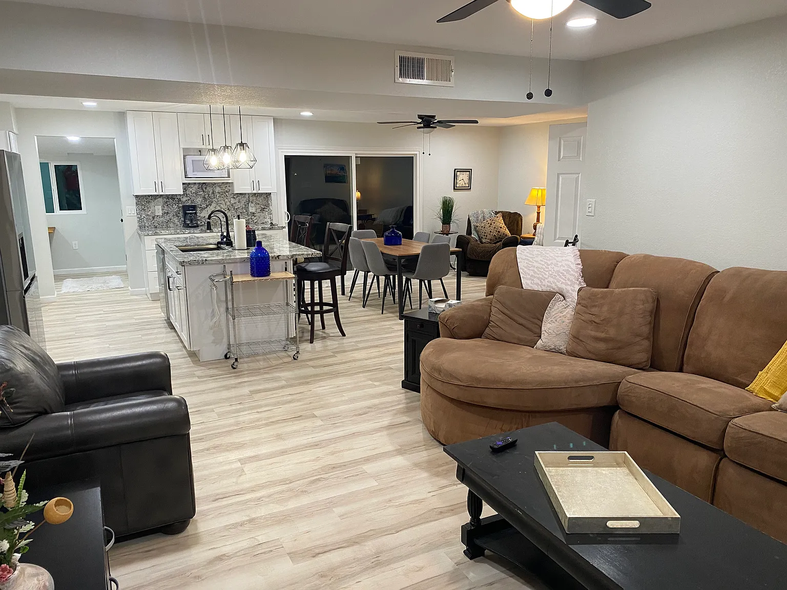 4 bed, 1670 sqft, $4,900 — Photo 4