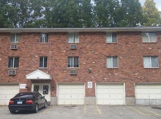 76 Sherman Ave APT 3, Waterbury, CT 06704