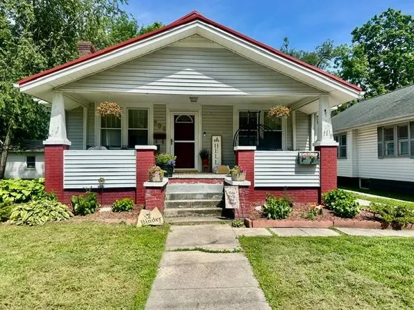 906 N Cross St, Robinson, IL 62454