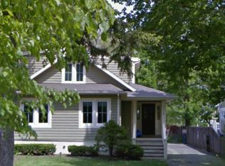 375 Madison Ave, Glencoe, IL 60022