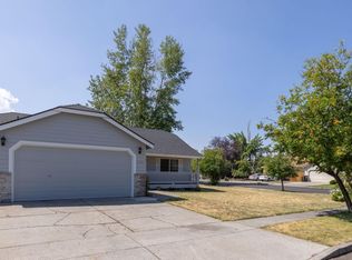 2735 NE Faith Dr, Bend, OR 97701