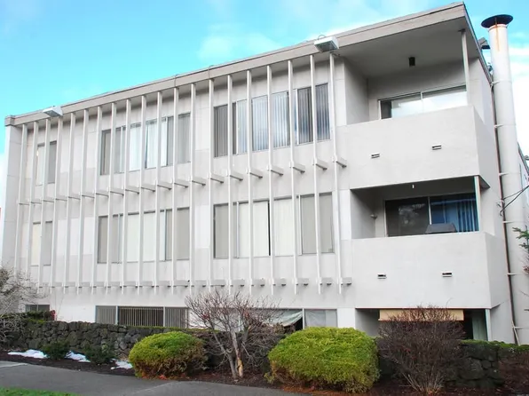 Sunset House Apartments, 1812 W Riverside Ave #8ee2ec9ab, Spokane, WA 99201