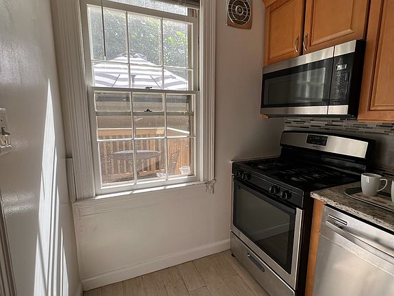 2nd image of 1201 S Barton St