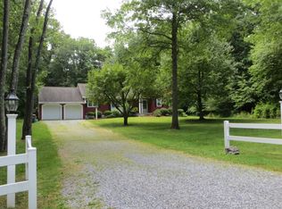 3 Dose Rd, Wappingers Falls, NY 12590