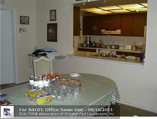 3rd image of 5320 NW 32nd St