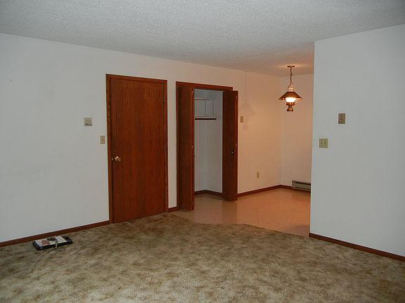 5501 Tower Ave 004_09142015