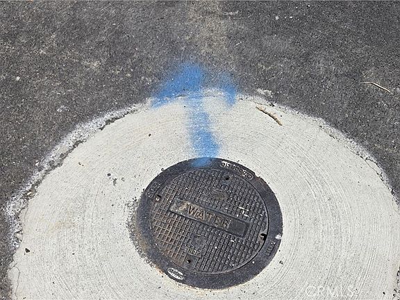 4th image of 0 4th St