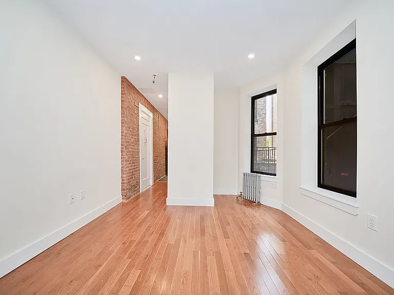 1590 Amsterdam Ave #23N — Photo 3