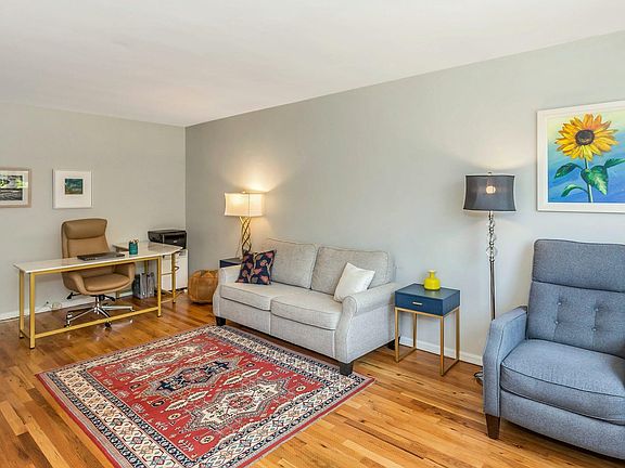 4th image of 28 Madison Park Gdns #L