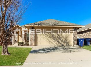 917 Denmark St, Yukon, OK 73099