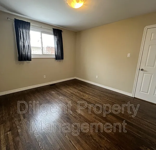 596 Garside Dr — Photo 15
