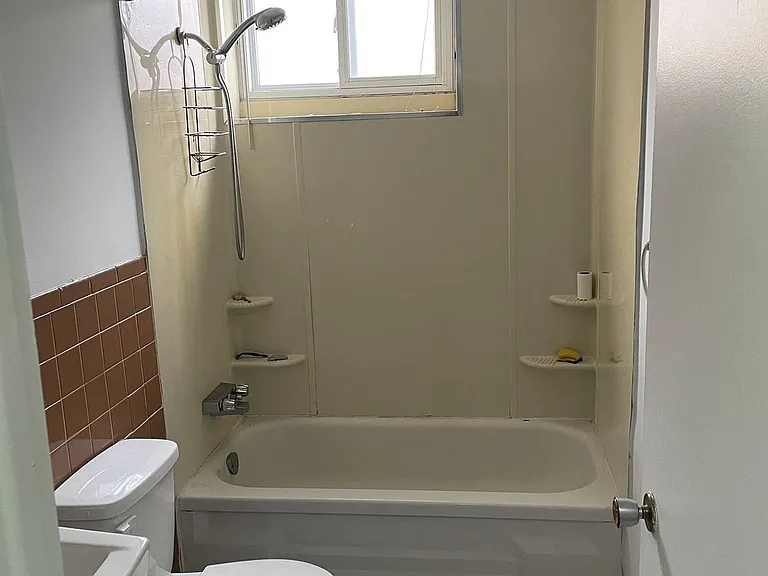 2365 Marine Dr #101 — Photo 15