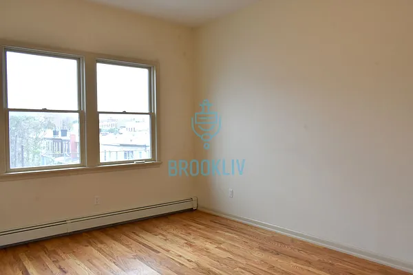 Rented by null | media 36