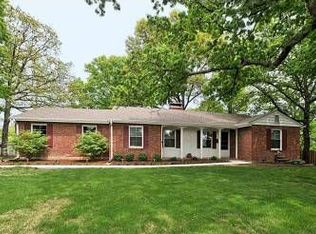 12015 Old Big Bend Rd, Saint Louis, MO 63122