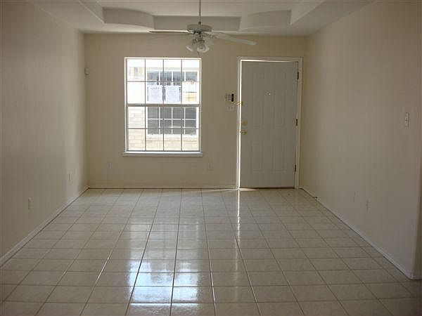 2nd image of 1907 Bahamas Dr APT 1