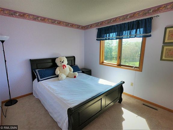 5th image of 16535 43rd Ave N