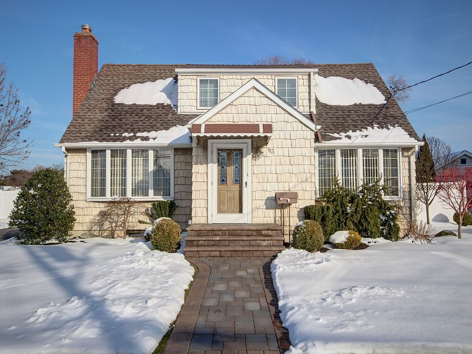 1st image of 83 Underhill Ave