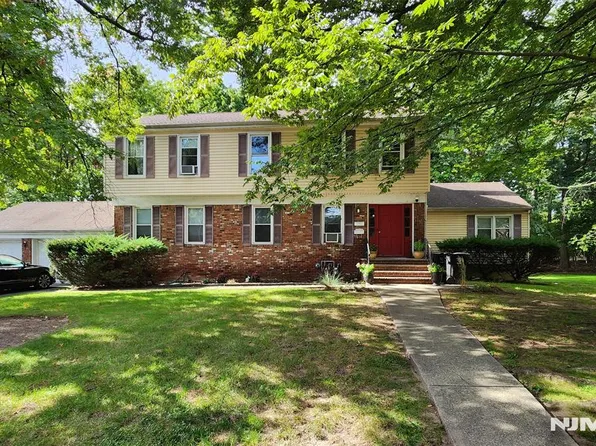 76 Prospect Street, Paramus, NJ 07652