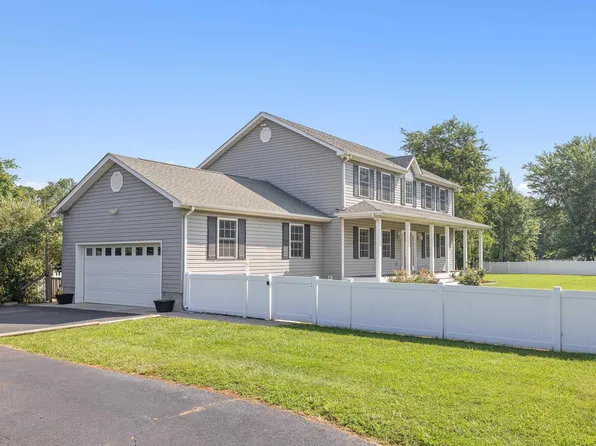 40 E Jack Jouett Rd, Louisa, VA 23093