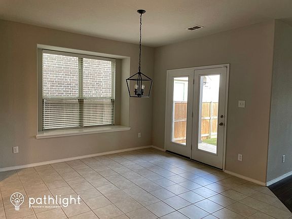 5th image of 6557 Pecos Hill Ln