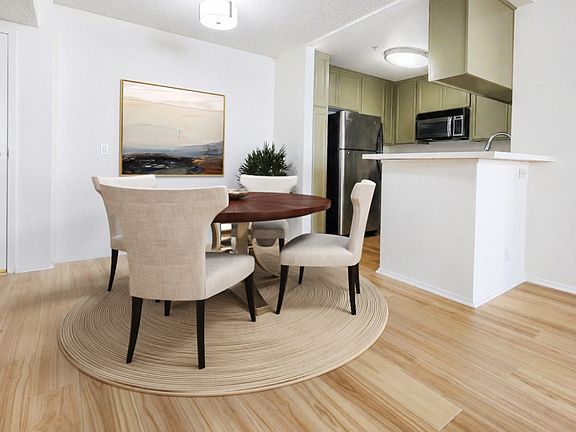 5th image of 328 S Cloverdale Ave APT 105