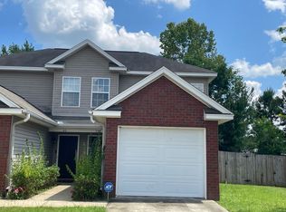 56 Pine Meadow Cir, Elmore, AL 36025