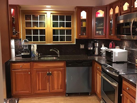 5th image of 19370 Hottinger Cir