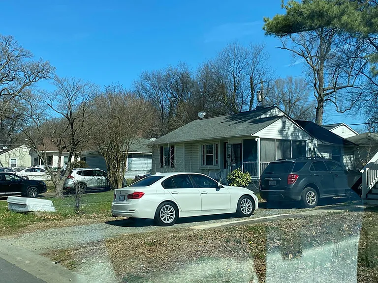 1900 Double Oaks Rd — Photo 17