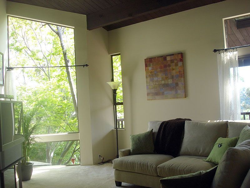 1st image of 1716 Terrace Dr