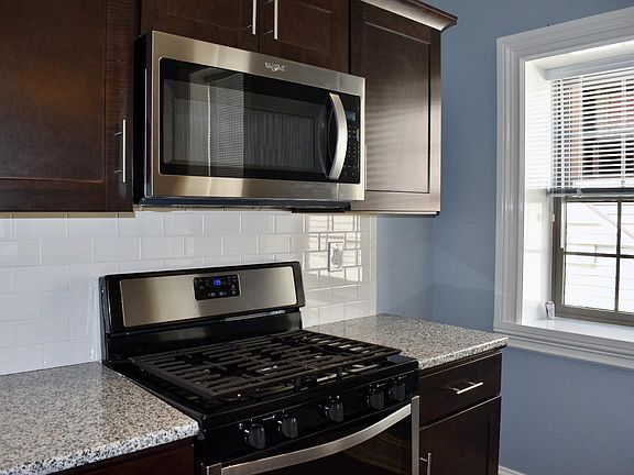 4th image of 407 N McBride St Unit A