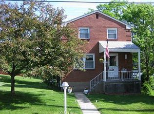 111 Kaylor Rd, Pittsburgh, PA 15237