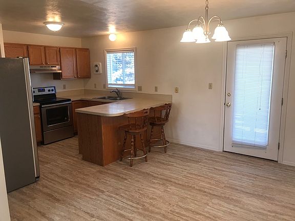 5th image of 1878 Peggys Ln
