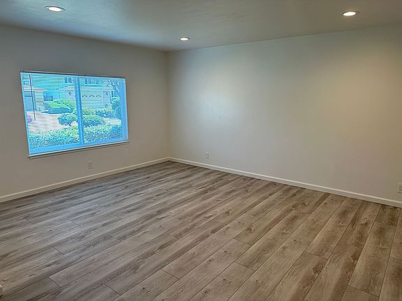 2nd image of 6055 Foothill Glen Dr