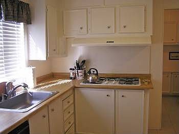 2nd image of 213 W Seven Flags Cir