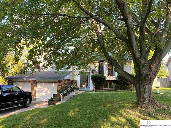 2nd image of 1103 Sterling Dr