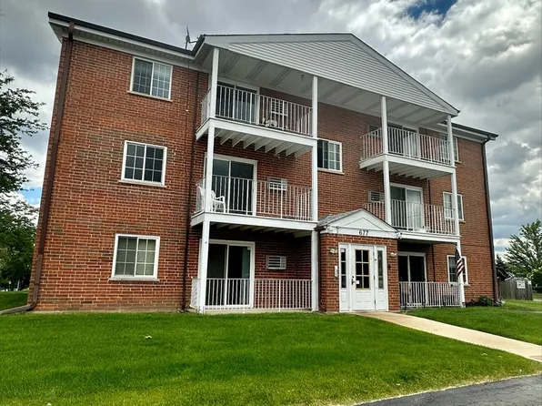 677 Marilyn Ave APT C, Glendale Heights, IL 60139