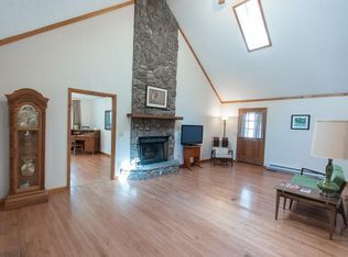 211 N Shore Dr, Franklin, NC 28734