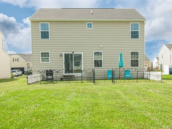 3rd image of 5121 Dayflower Dr