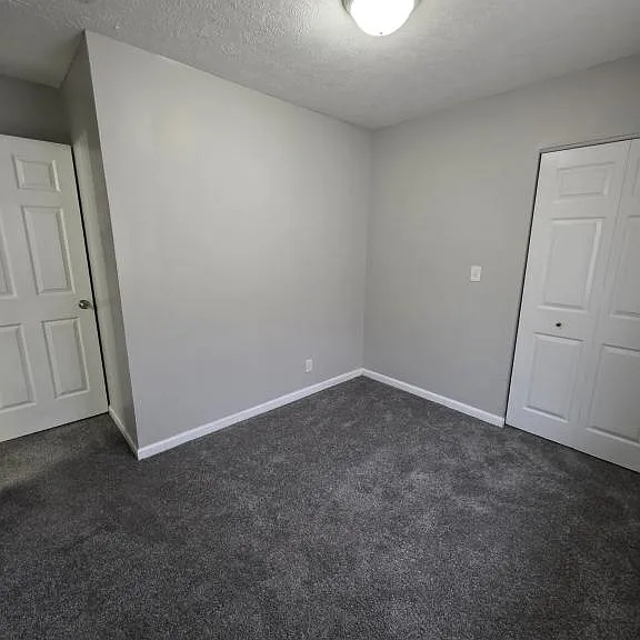 2522 N Armstrong St — Photo 10